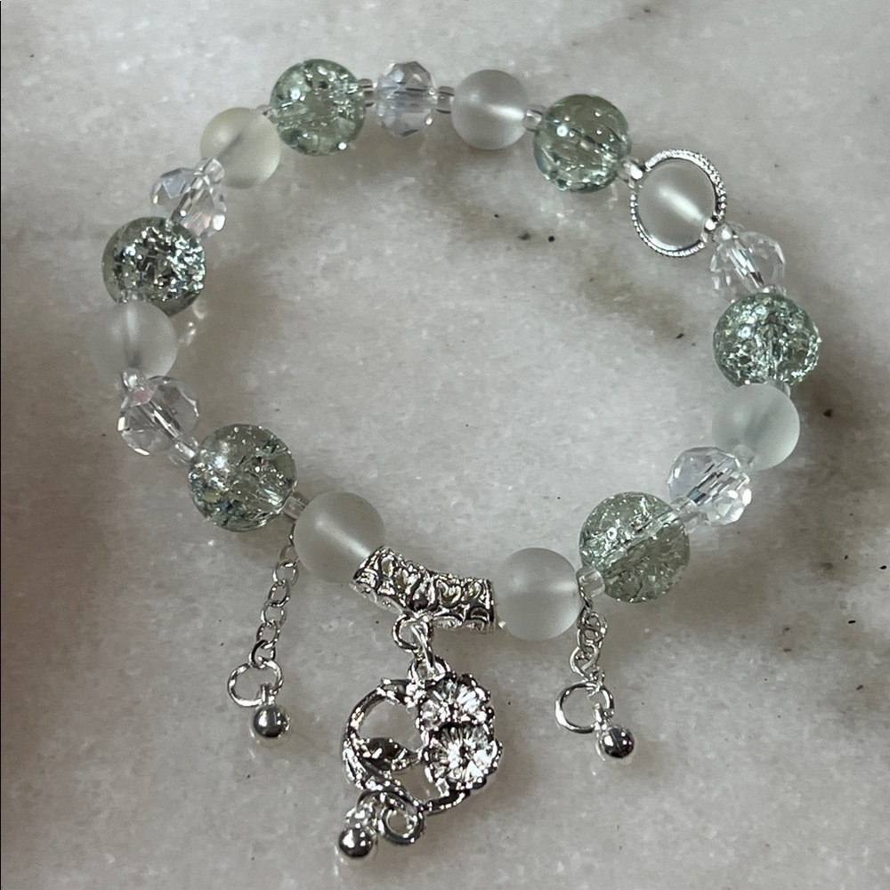 Elegant Silver and Green Beaded Bracelet